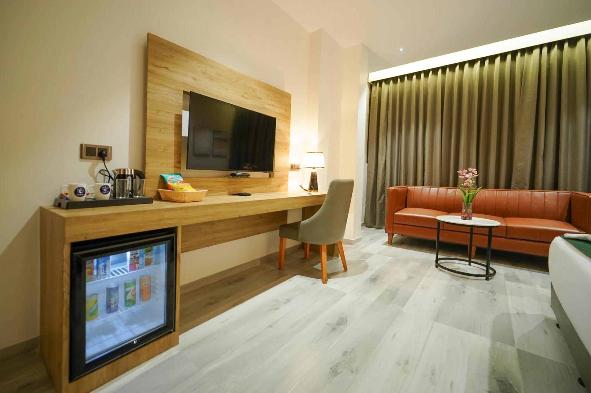 Hotel Park Inn Nellore - Near The Hospital & Highway Esterno foto
