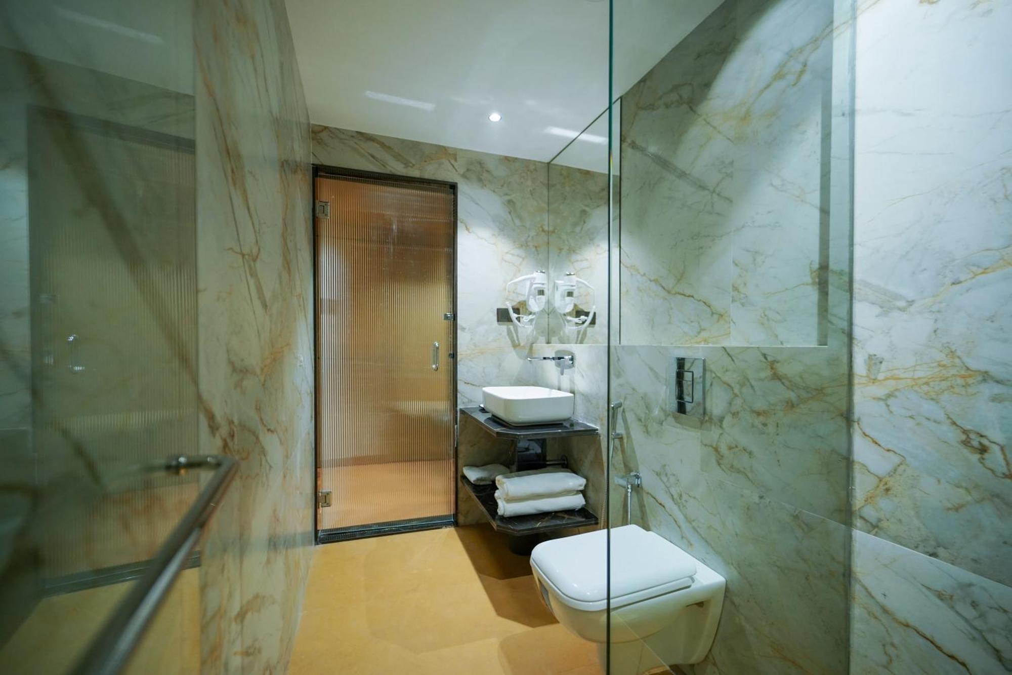 Hotel Park Inn Nellore - Near The Hospital & Highway Esterno foto